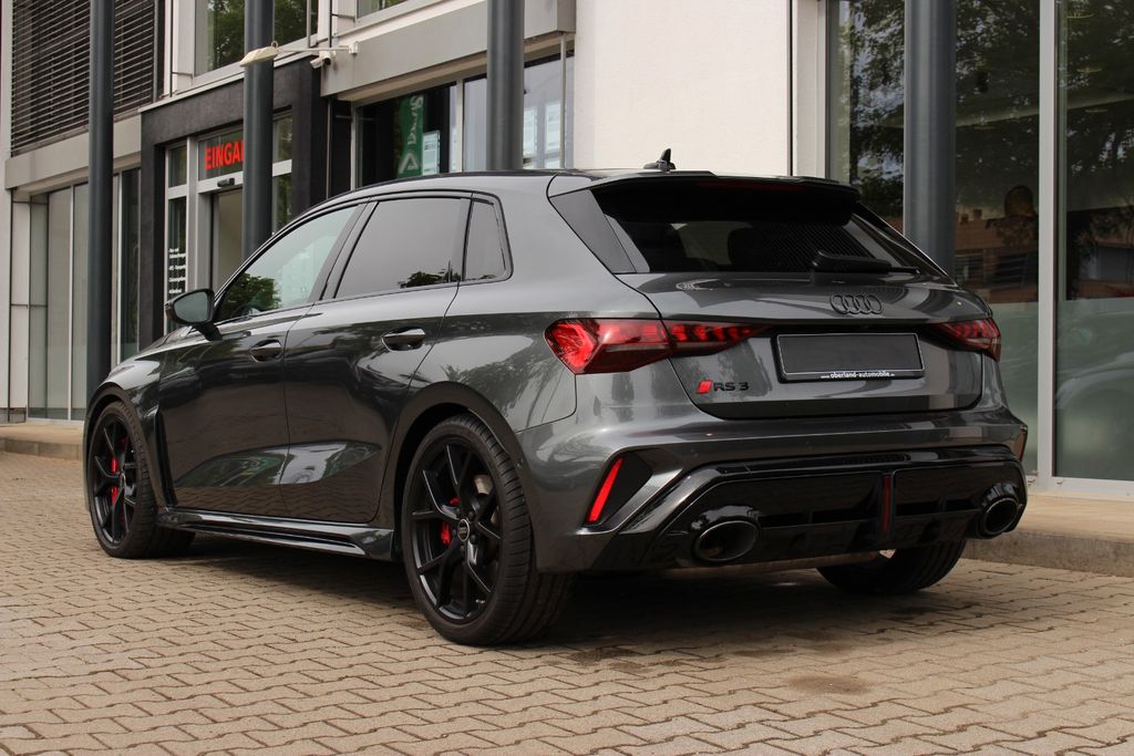 AUDI RS3 Sportback/RS DYNAMIK/ SONOS/ KOMFORT PRO AUDI RS3 Sportback/RS DYNAMIK/ SONOS/ KOMFORT PRO
