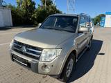 Mitsubishi Pajero 3.2 DI-D Instyle AUTOMATIK 7 SITZE LEDER - gebrauchte Mitsubishi Pajero aus dem Jahr 2008