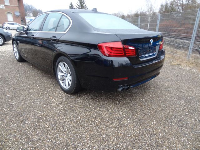 Fahrzeugabbildung BMW 528i/2.Hand/62.000km/Bi-Xenon/Garantie