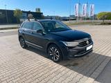 Volkswagen Tiguan 1.5 TSI OPF DSG UNITED Navi LED AHK - Volkswagen Tiguan UNITED mit Benzin-Antrieb