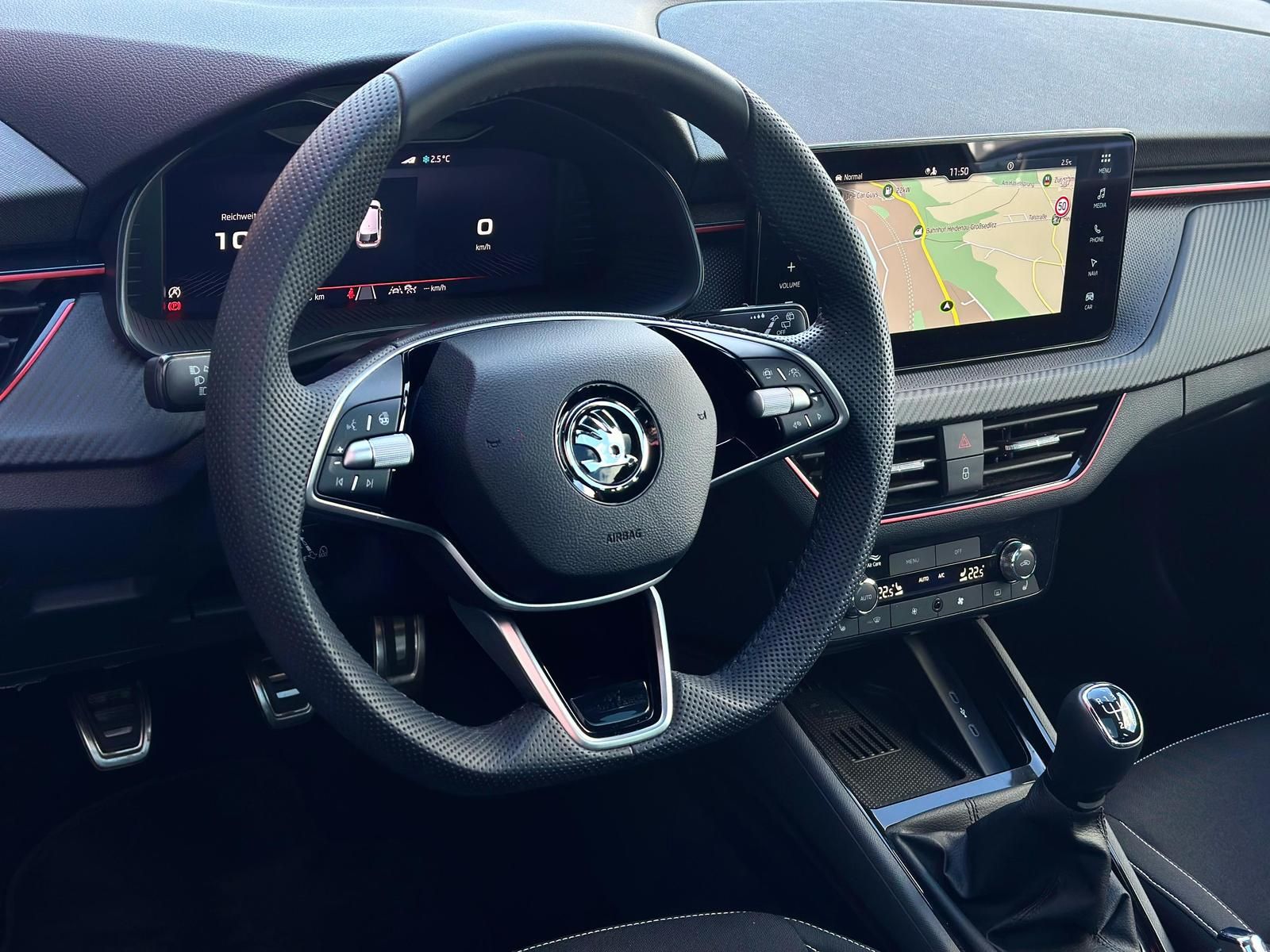SKODA Scala 1.0TSI MONTE CARLO MATRIX#ACC#SPUR#AHK#SHZ - Image 25