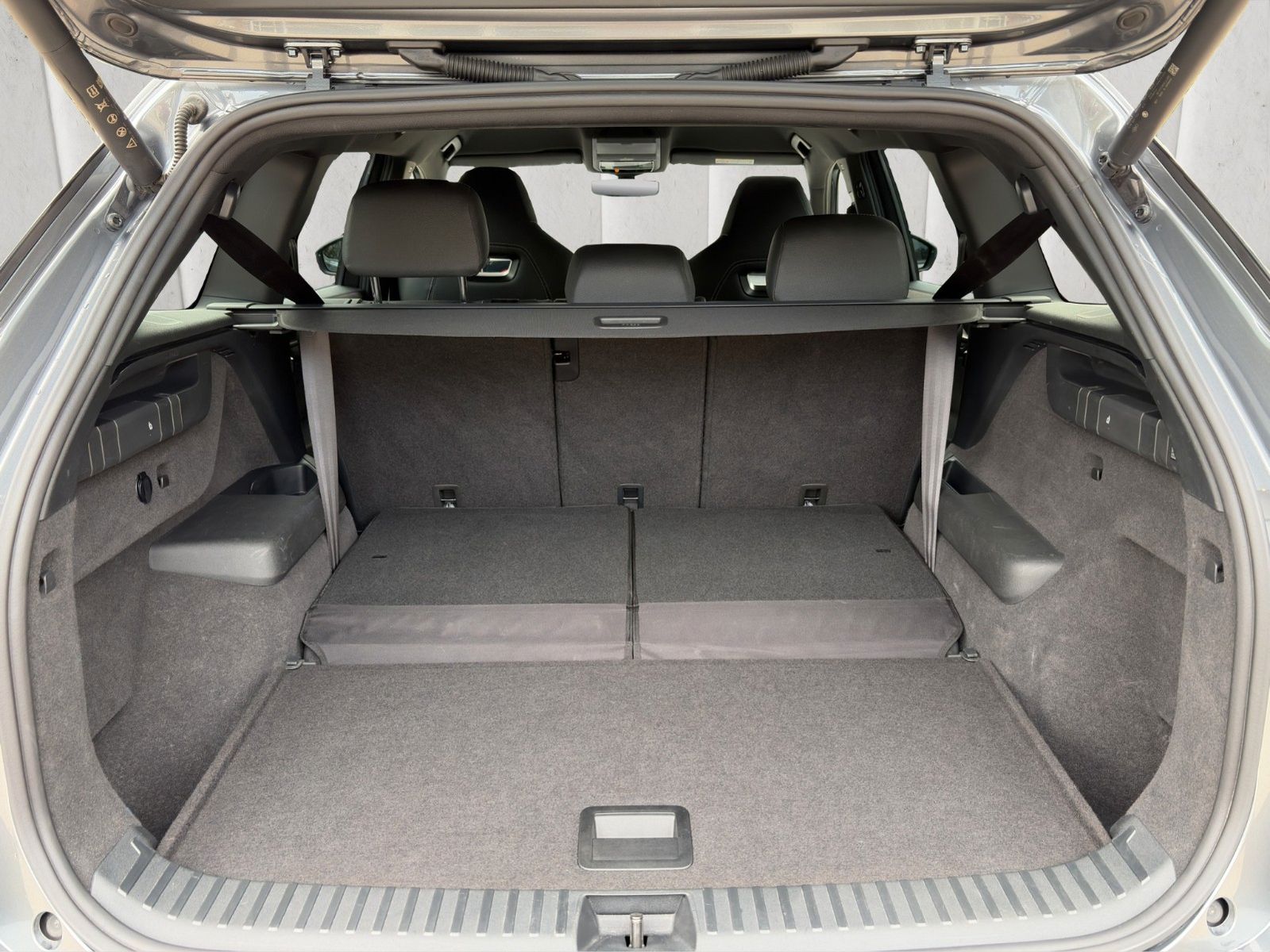 Fahrzeugabbildung SKODA Kodiaq 1.5 TSI Sportline*DSG*7-Sitzer*ViCo*SHZ*