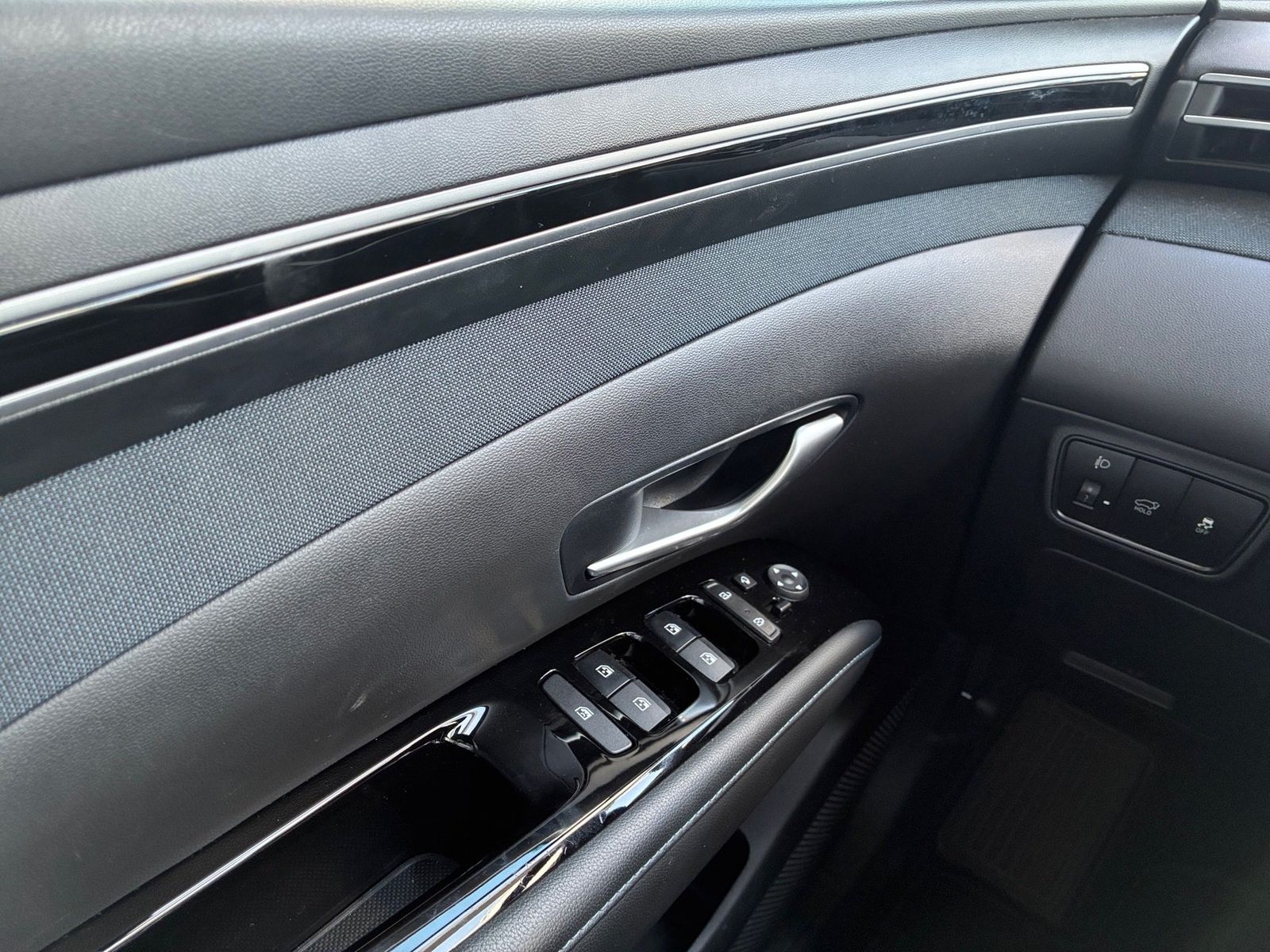Fahrzeugabbildung Hyundai Tucson 1.6 T-GDI Edition 30+ KlimaA,LED,Navi,SHZ