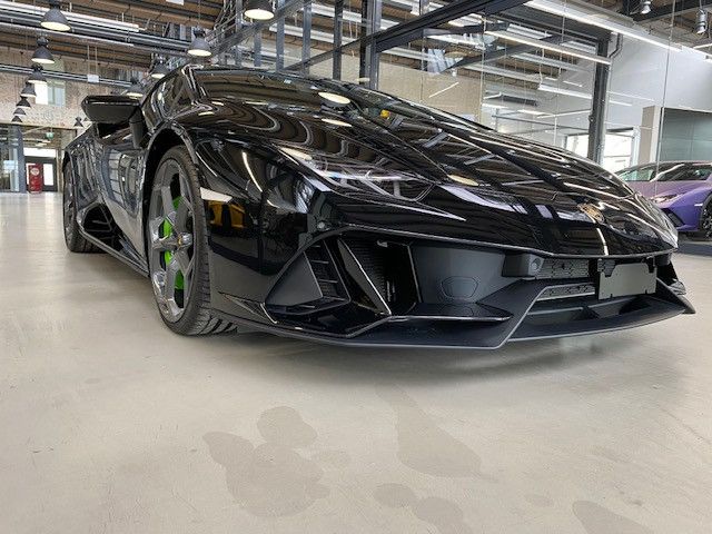 Fahrzeugabbildung Lamborghini Huracán EVO Spider*LIFT*DAB*PDC*CAM*MIETKAUF