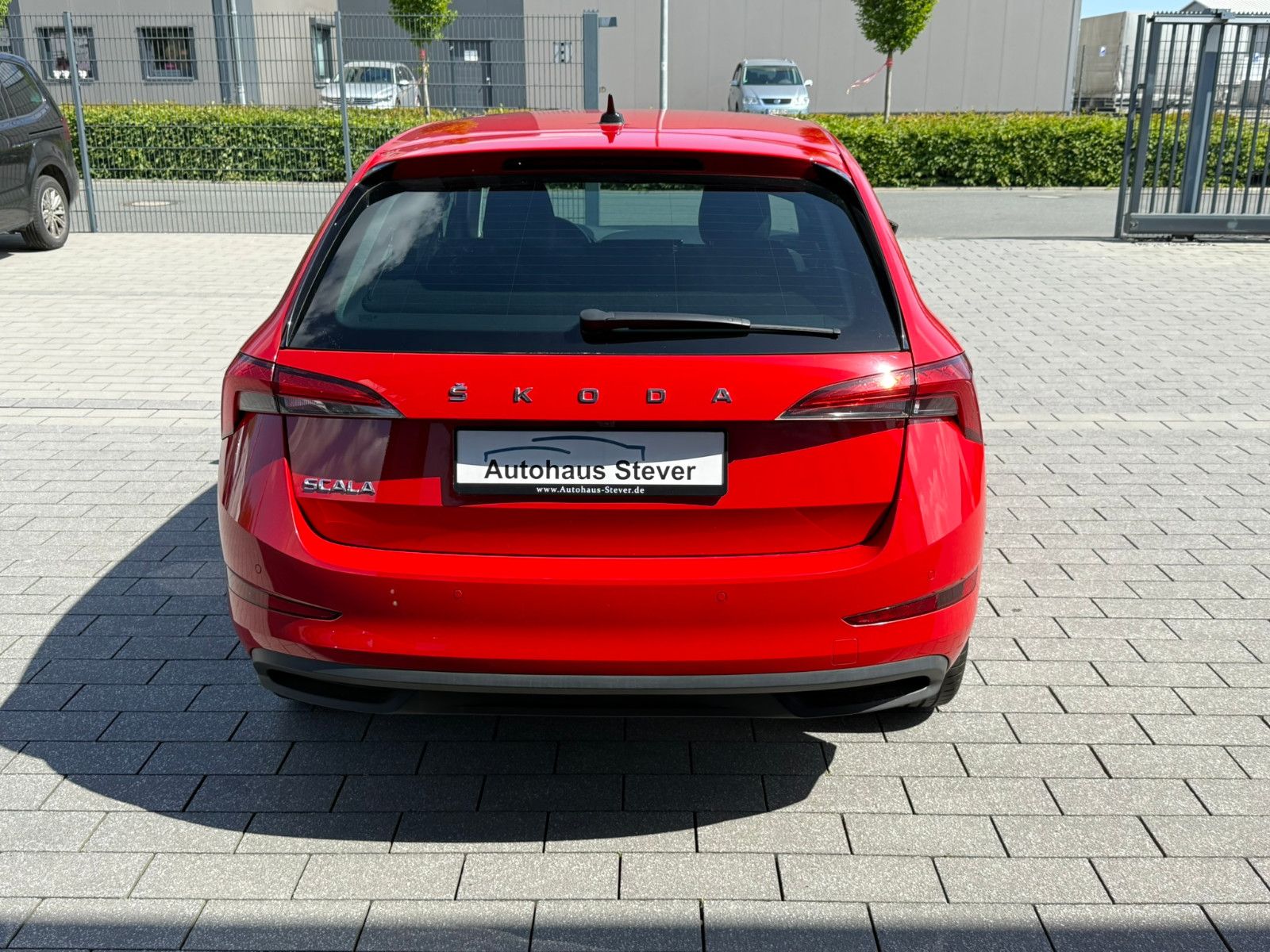 Fahrzeugabbildung SKODA Scala Clever NAVI KLIMAAUTO AHK CAM SITZHEIZUNG