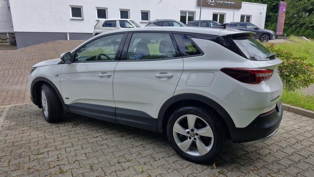 Autohaus Zimpel - Opel Grandland X 1.6T PHEV AGR Sitze+Keyless - Bild 5 Autohaus Zimpel - Opel Grandland X 1.6T PHEV AGR Sitze+Keyless - Bild 5
