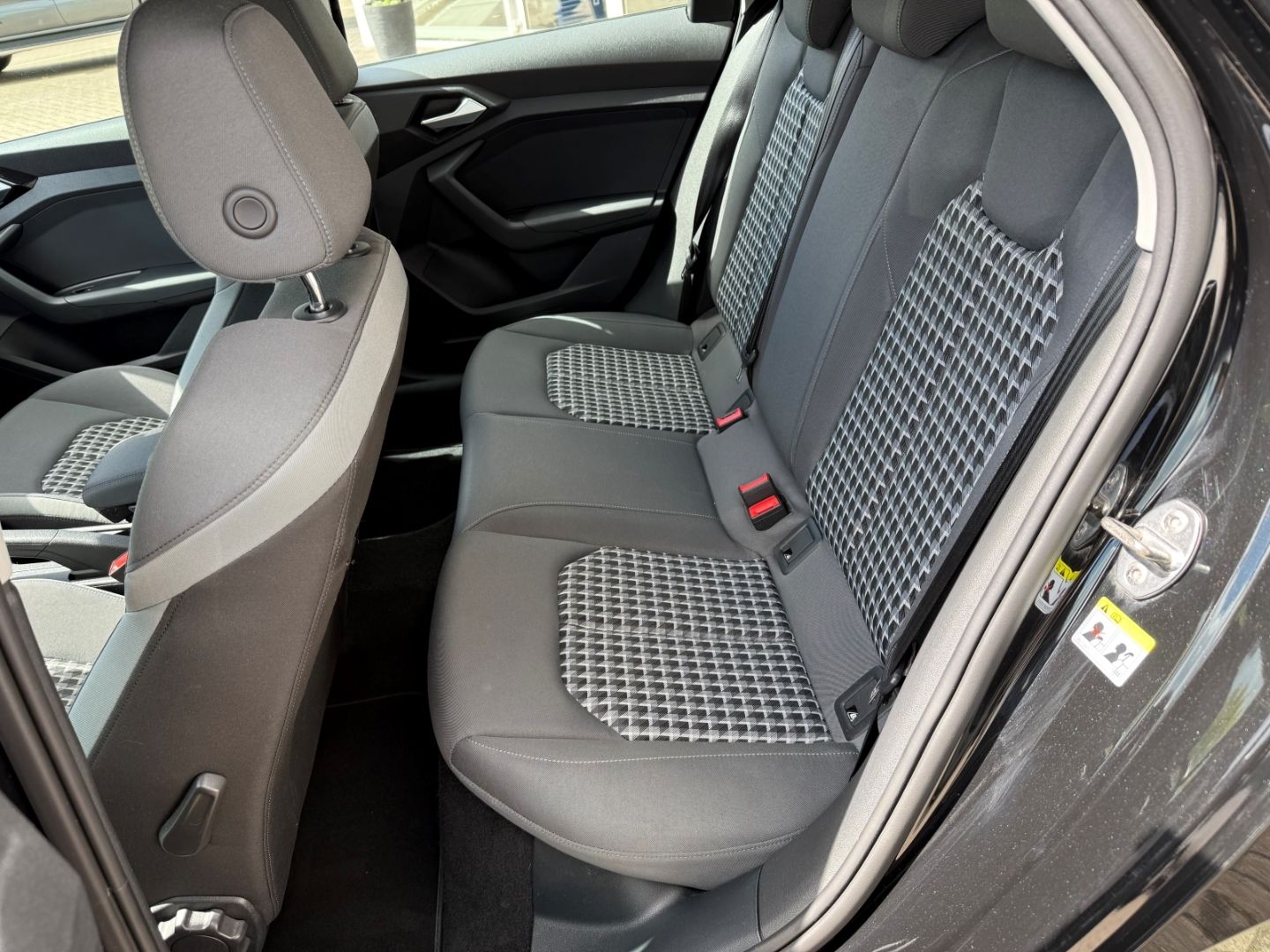 Fahrzeugabbildung Audi A1 35 TFSI advanced 1.5 EU6d-T Sportback