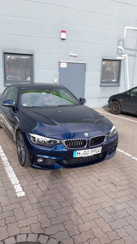 BMW 420i Coupé M Sport Glasdach, M-Individual blau