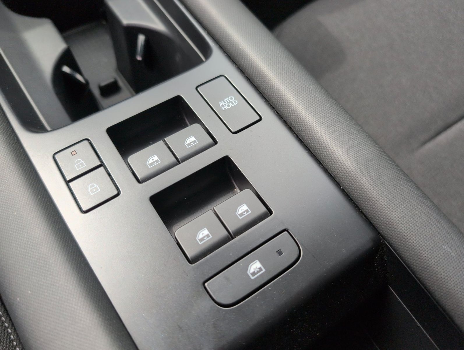 Hyundai IONIQ 6 – Bild 17