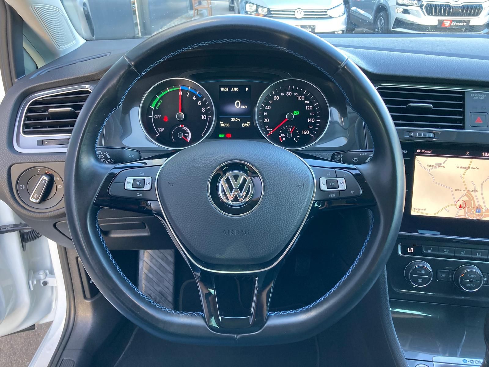 Volkswagen Golf - Bild 12
