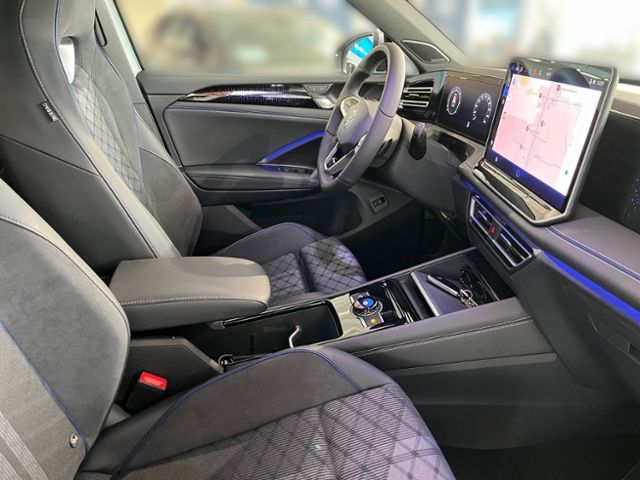 Fahrzeugabbildung Volkswagen Tiguan 2.0 TDI DSG 4Motion R-LINE PANO AHK SHZG