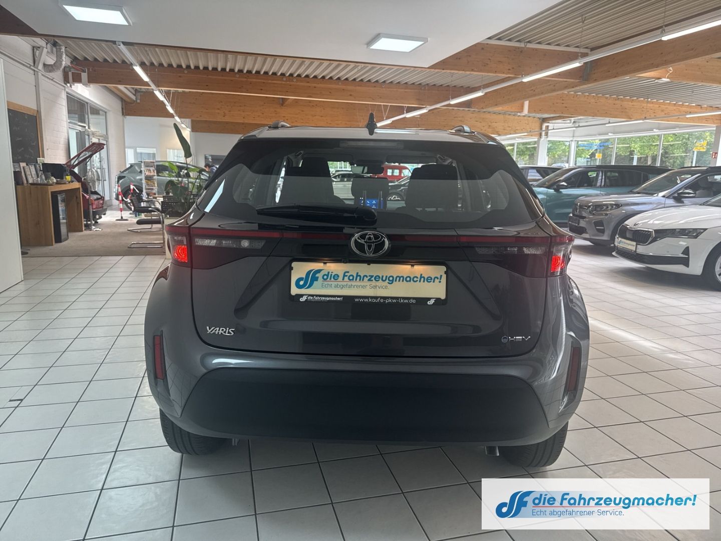 Fahrzeugabbildung Toyota Yaris Cross Hybrid FWD Comfort ACC DAB Spurhalte