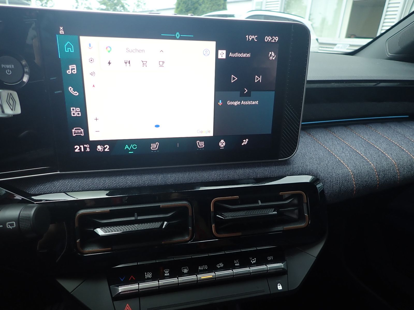 Fahrzeugabbildung Renault R 4 E-Tech elektrisch Techno 150 Comfort Range