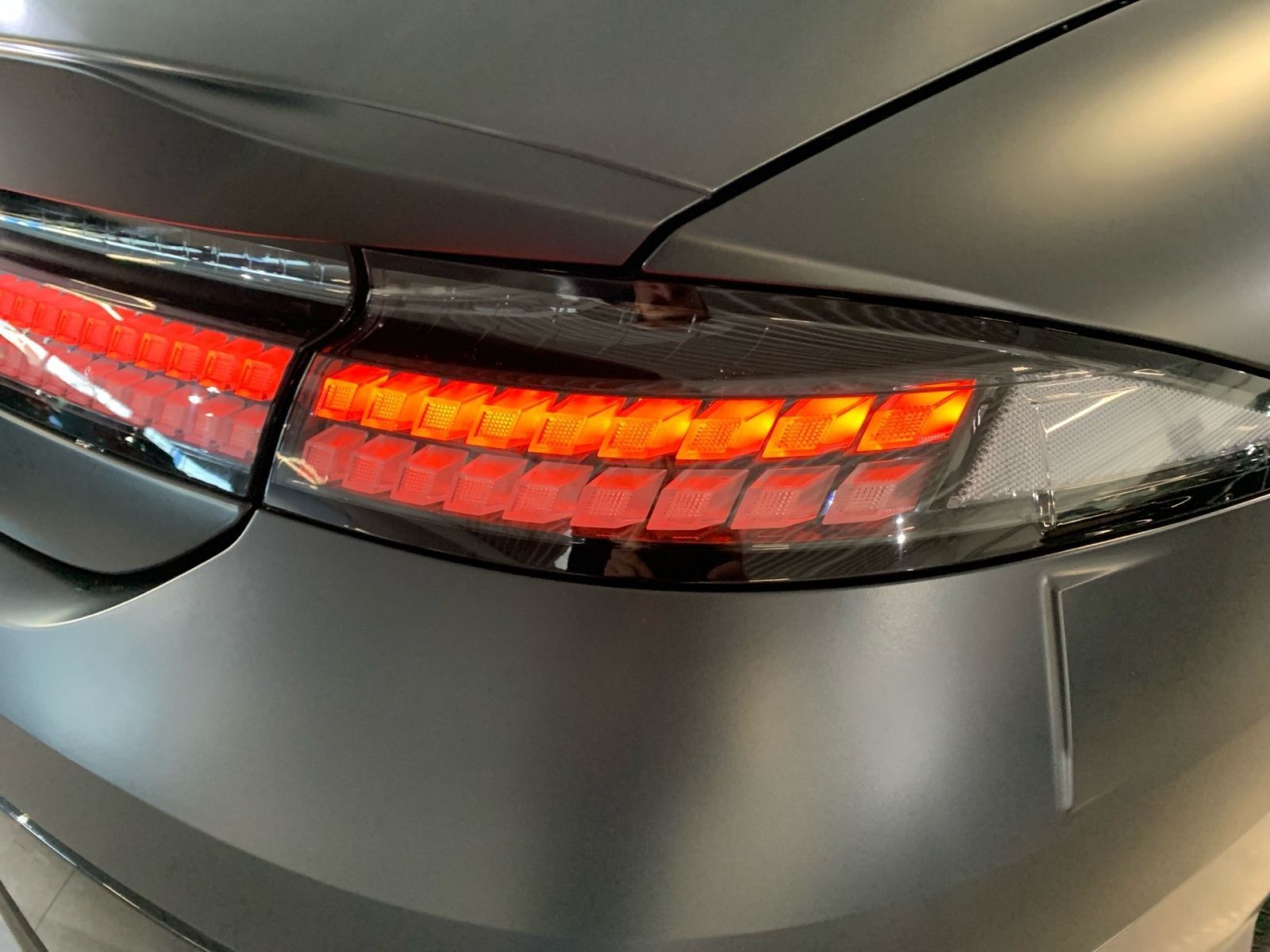 Fahrzeugabbildung Hyundai IONIQ 6 Techniq Elektro 4WD 77,4 kWh