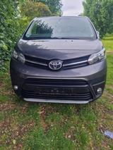 Toyota Ich Verkaufe mein Auto Toyota 8 Sitze - Toyota Yaris: Kleinbus