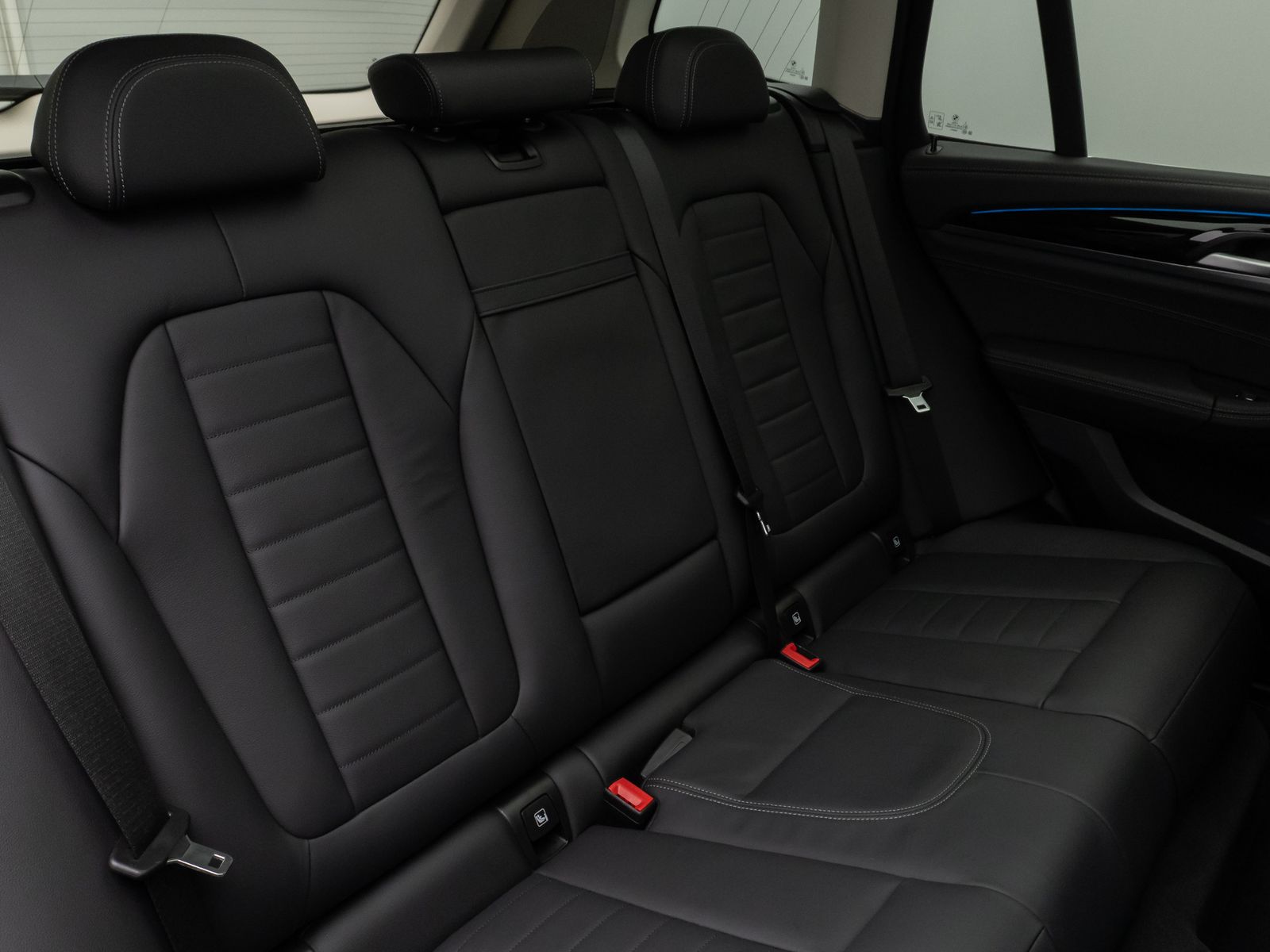 Fahrzeugabbildung BMW iX3 Impressive ACC DAB H/K 360° HUD Panorama 20"