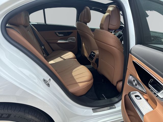 MERCEDES-BENZ E 300 – Bild 11