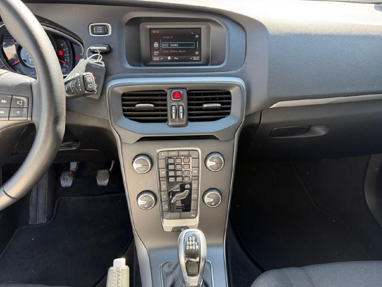 Fahrzeugabbildung Volvo V40 Kinetic