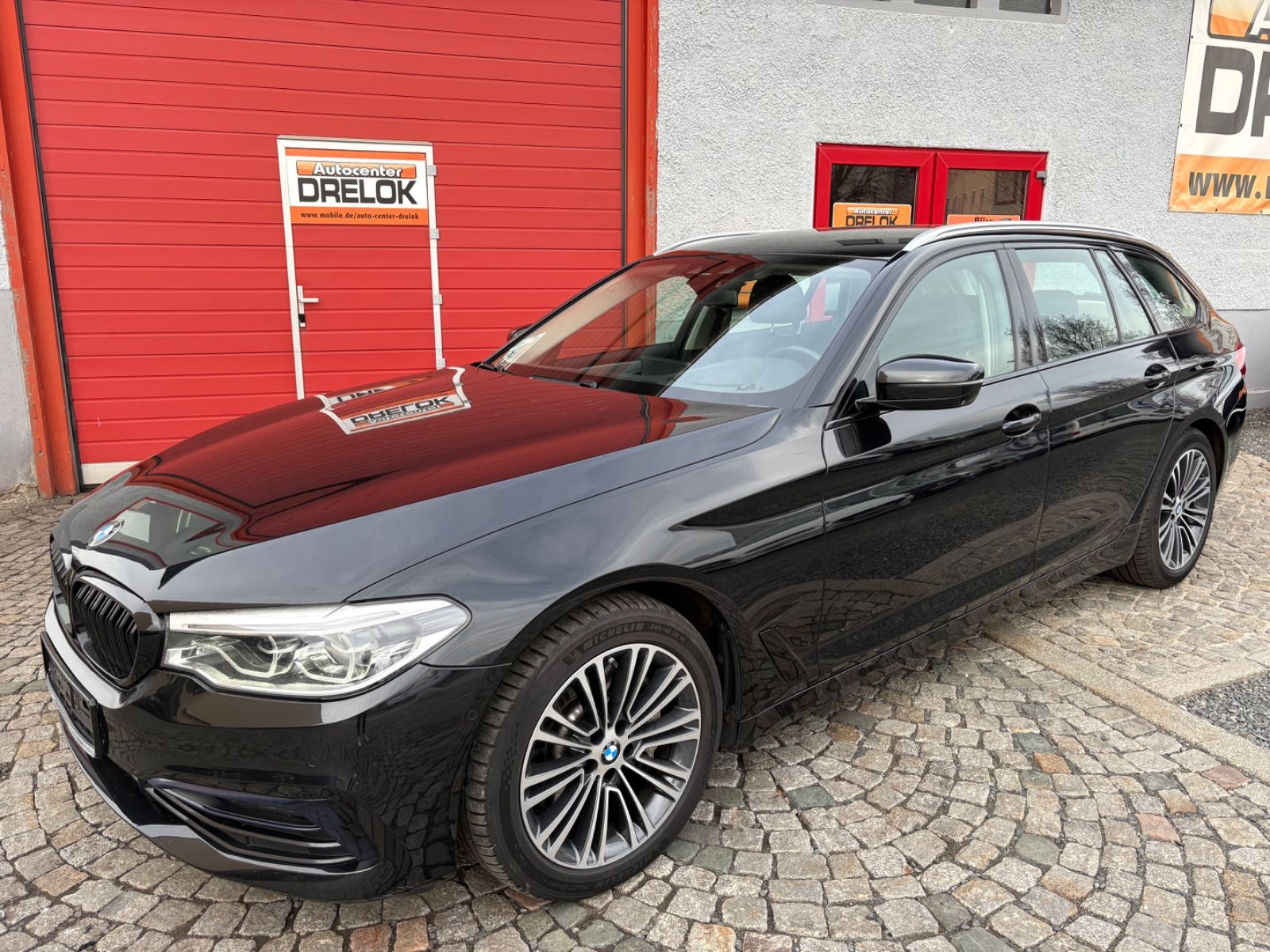 BMW 530 d Touring xDrive Sport Line*AHK*ST-HZ*LEDER