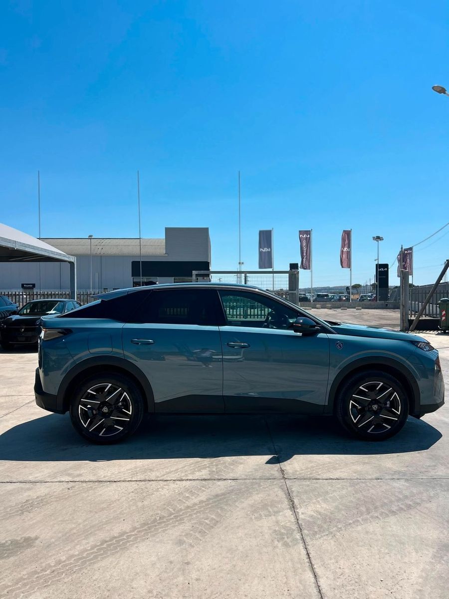Other Peugeot 3008 Hybrid 136 e-DCS6 GT imagem 3