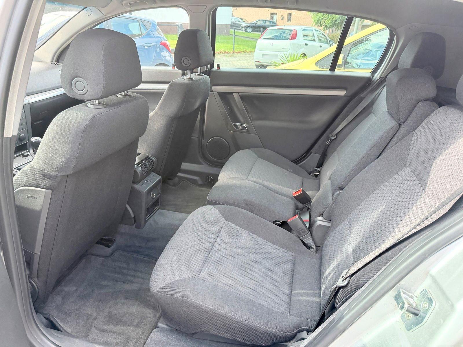 Opel Signum 2005 — photo 6