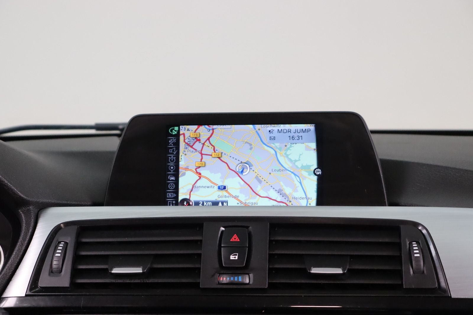 Fahrzeugabbildung BMW 316 i Modern Line * Bi-Xenon * Navi