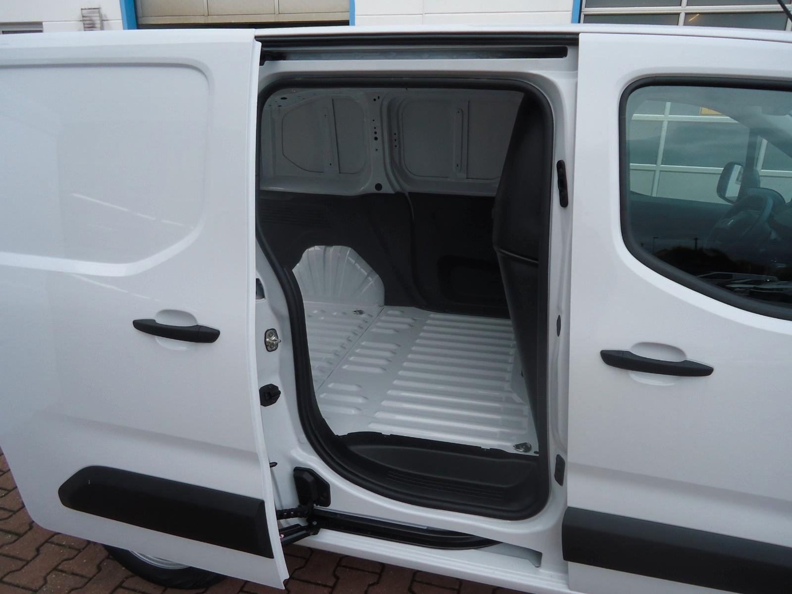 Peugeot Partner KW L1 110 PureTech Premium *Klima-PDC*