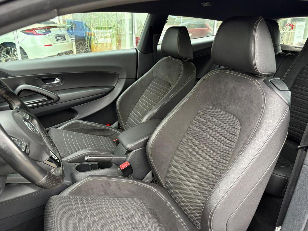 Volkswagen Scirocco R 2.0 TSI 265 ch BVM / Dynaudio / Bi-Xénon / Sièges chauffants / Jantes 18" Talladega