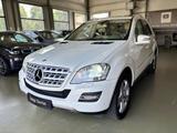 Mercedes-Benz ML350 Sportpaket Navi+Camera/SD/H-K/Bi-Xenon/AHK - Mercedes-Benz ML 350 mit Benzin-Antrieb