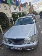 Mercedes-Benz S 320 - - Mercedes-Benz S 320 in Stuttgart