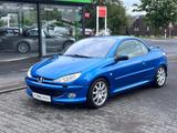 Peugeot 206 Cabriolet CC Platinum **LEDER**KLIMATRONIC** - gebrauchte Peugeot 206 aus dem Jahr 2003