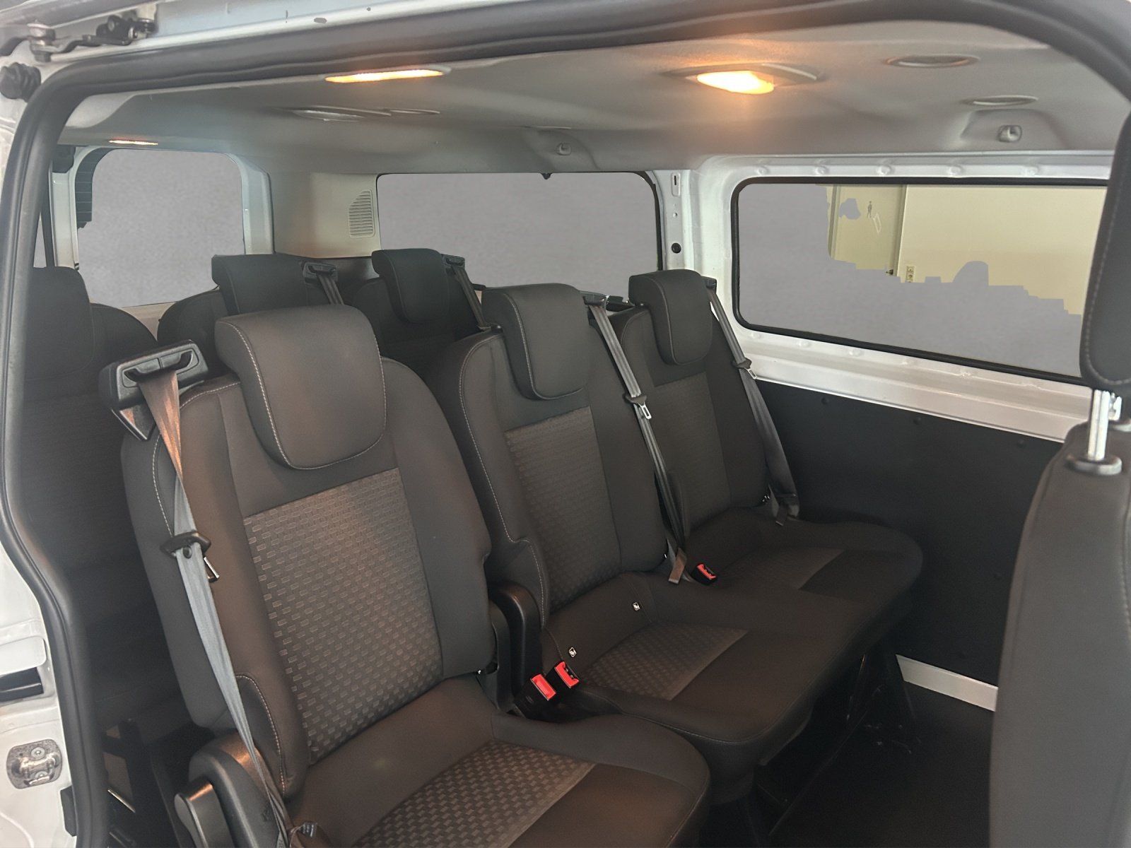 Fahrzeugabbildung Ford Ford Transit Custom 320 L2H1