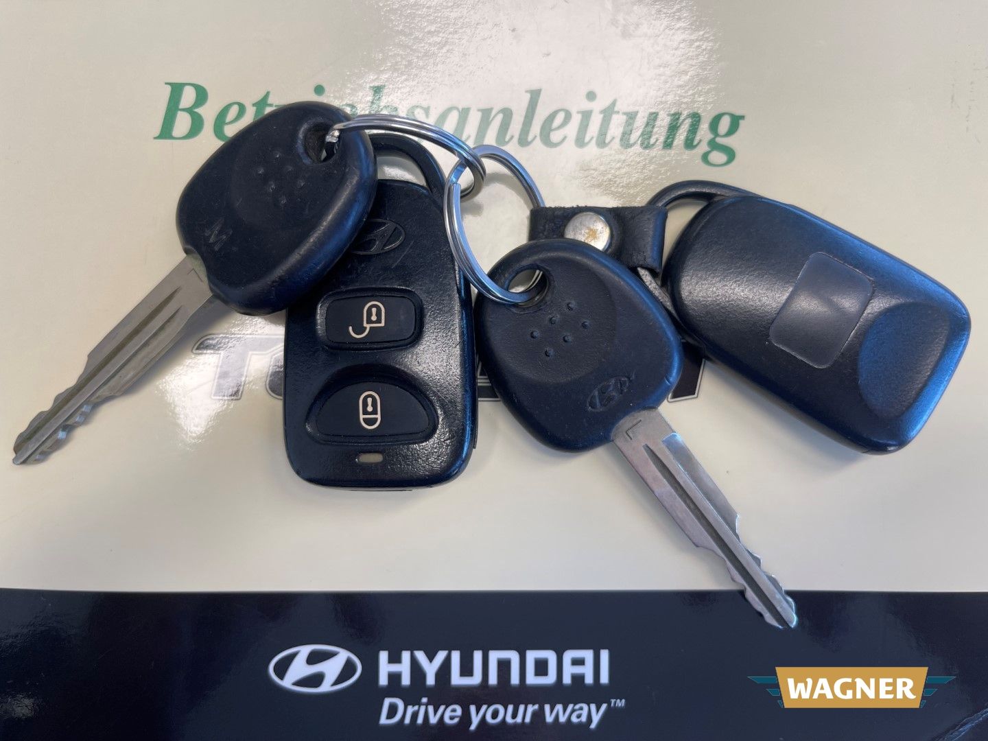 Fahrzeugabbildung Hyundai Tucson 2.0 GLS Klimaautomatik Isofix