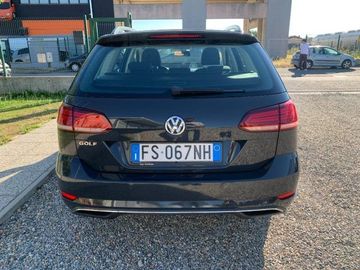 Volkswagen Golf - 7