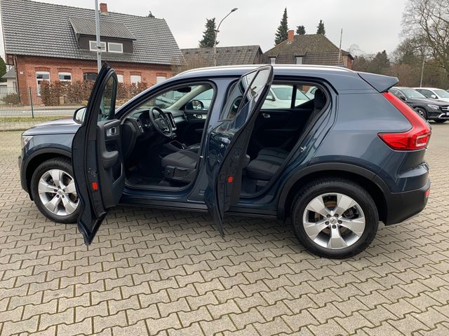Fahrzeugabbildung Volvo XC40 Momentum Pro AWD+LED+Navi+Kamera+Standh+AHK