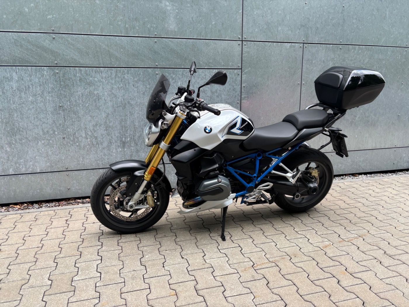 Fahrzeugabbildung BMW R 1200 R 3 Pakete