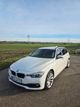 BMW 320i xDrive Touring Automatic -
