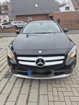 Mercedes-Benz GLA 220d - Mercedes-Benz CLA 220 in Bremen