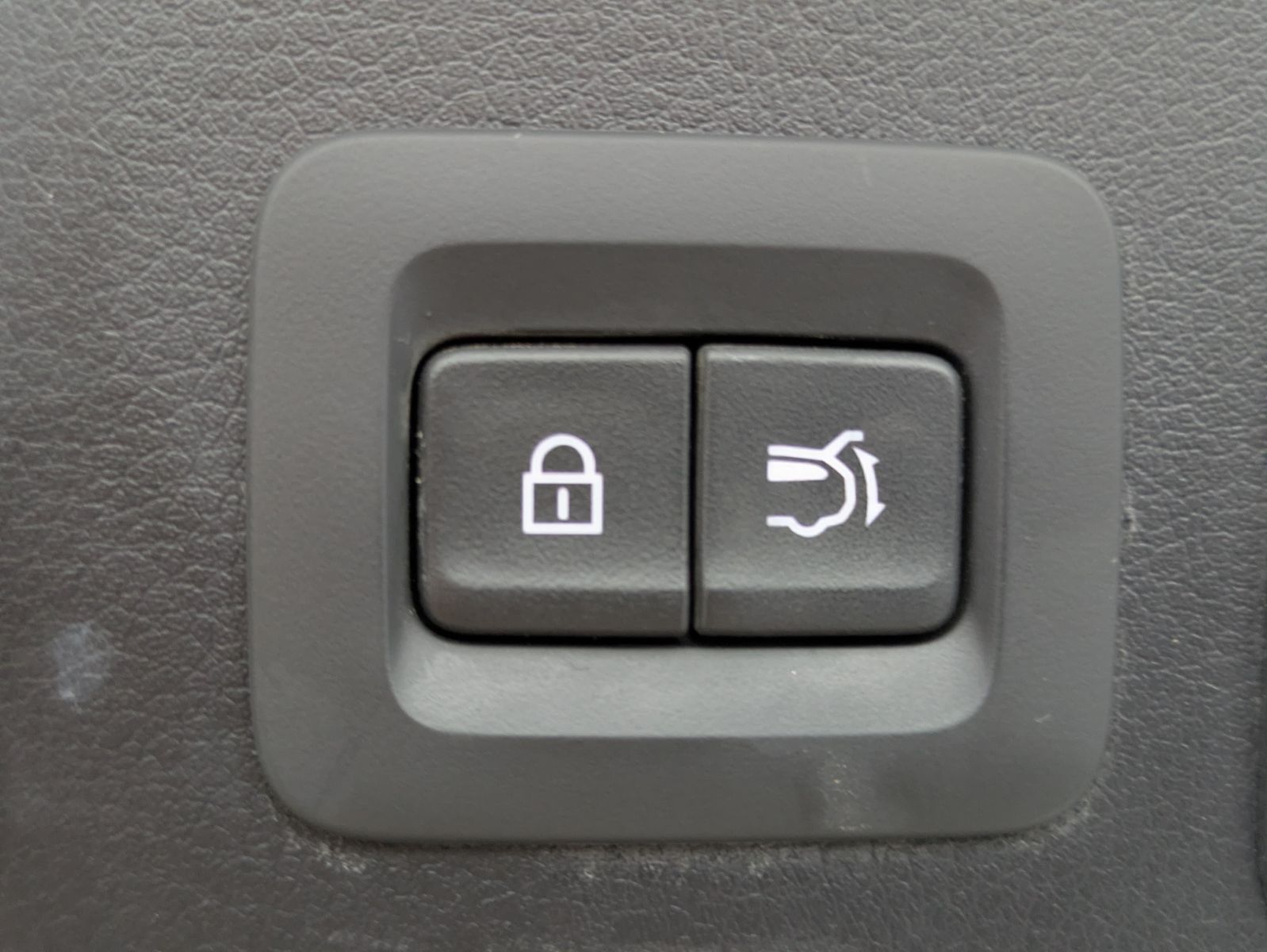 Fahrzeugabbildung Mazda CX-80 2.5L PHEV Homura Plus PANO*HUD*BOSE*7-SIT