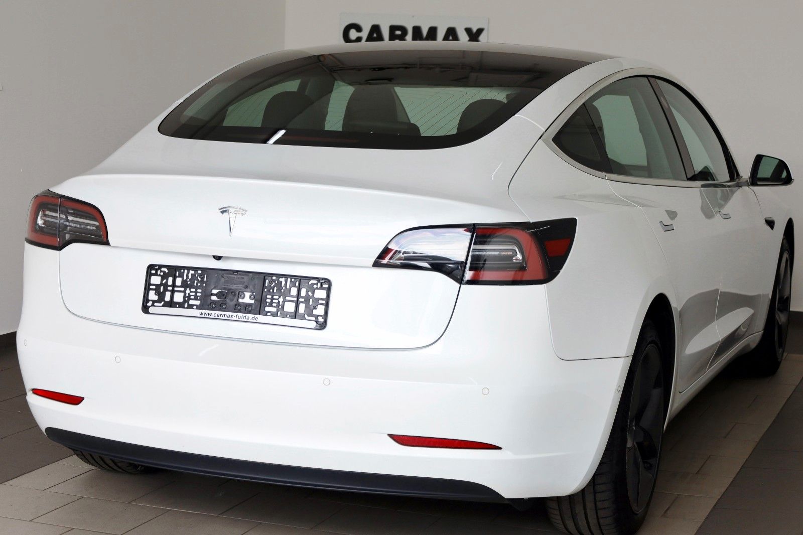 Fahrzeugabbildung Tesla Model 3 Standard Range Plus,Leder,Kamera,SH,Pano