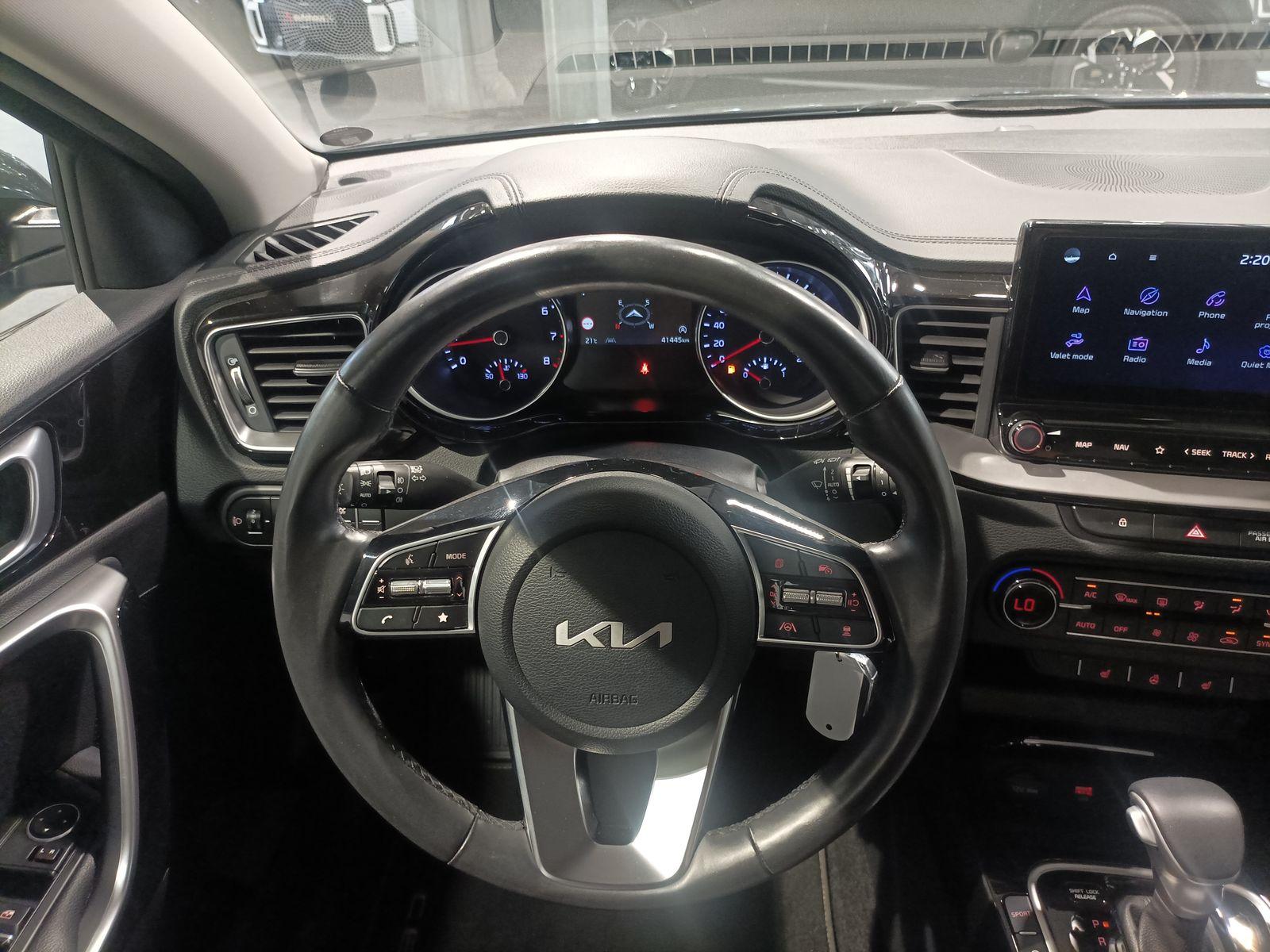 Kia Ceed SW 1.5 T-GDI Vision Navi|PDC|Kamera|SHZ