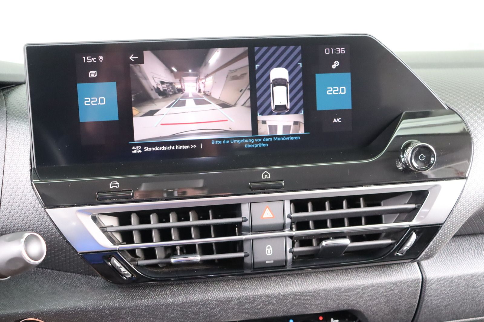 Fahrzeugabbildung Citroën C4 Shine PT 130 * HUD * LED * Navi *