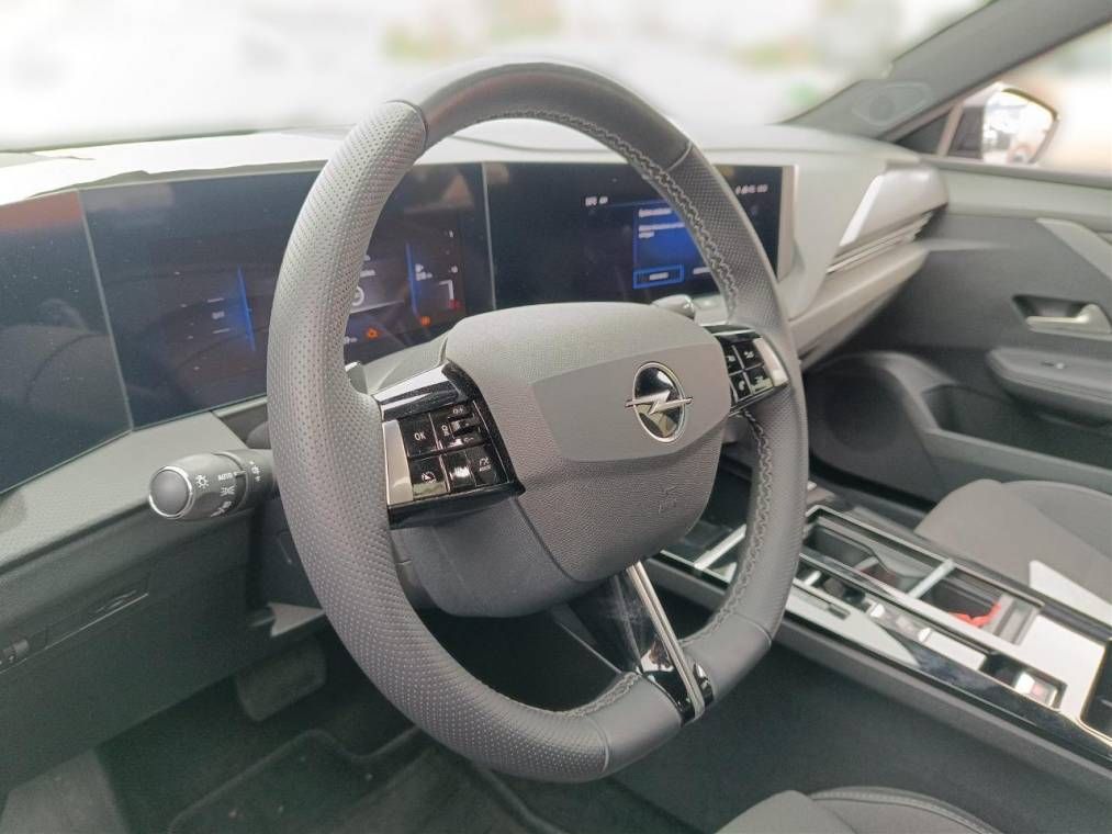 Fahrzeugabbildung Opel Astra L Lim. 5-trg. GS MildHybrid 107 KW AT