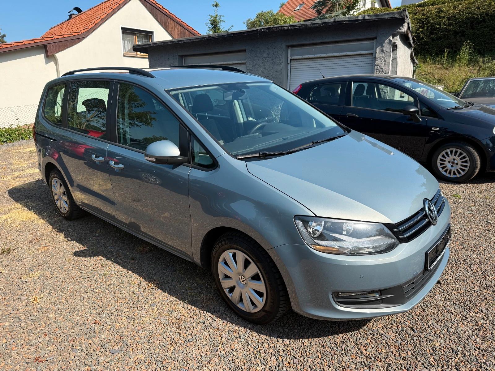 Volkswagen Sharan 1.4 TSI mit Klimaauto und AHZV !
