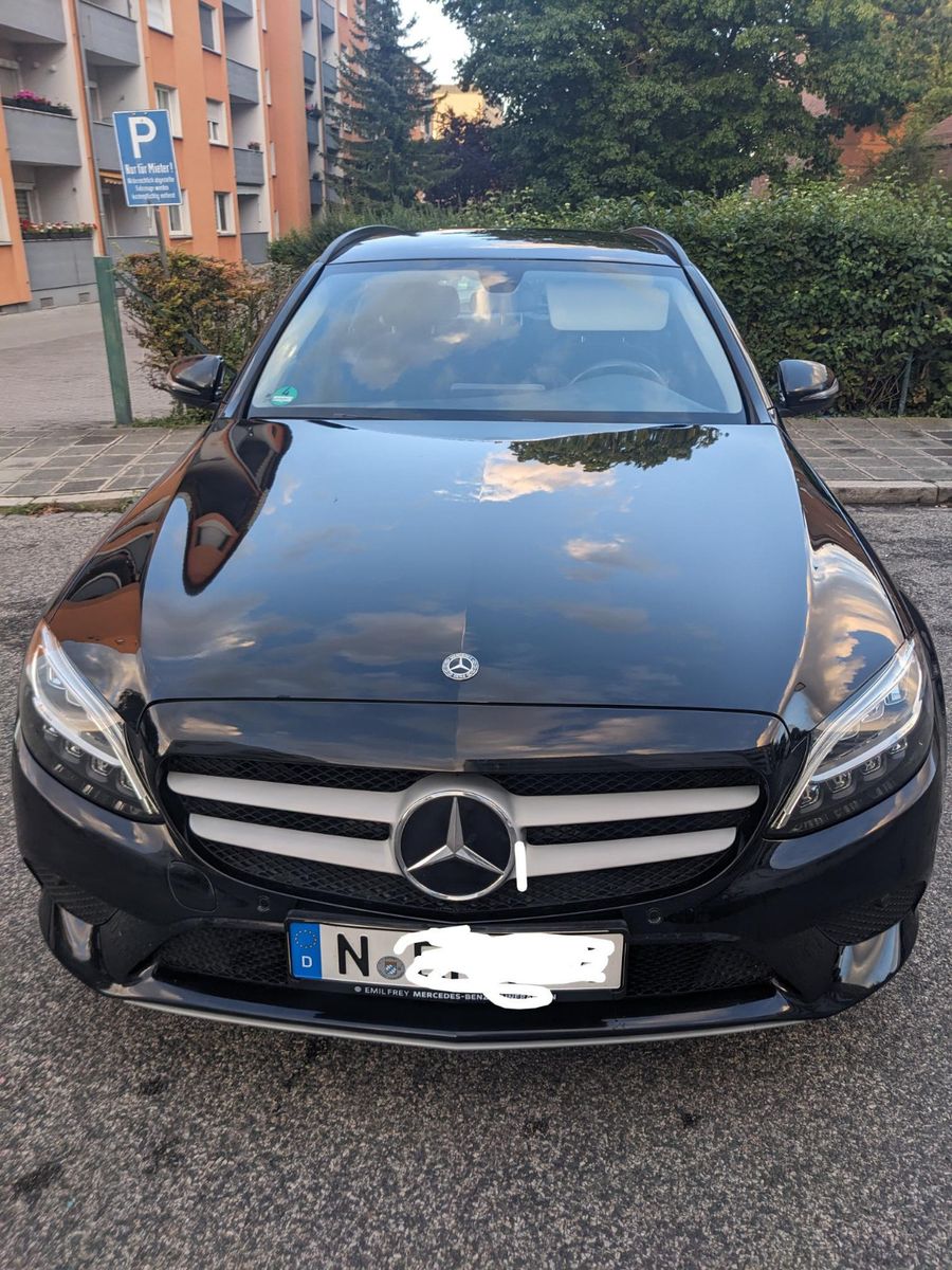 MERCEDES-BENZ C 200 d T Autom. Navi Kamera AHK Scheckheftg.