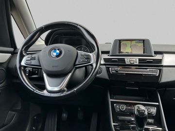BMW 218 Active Tourer - 12
