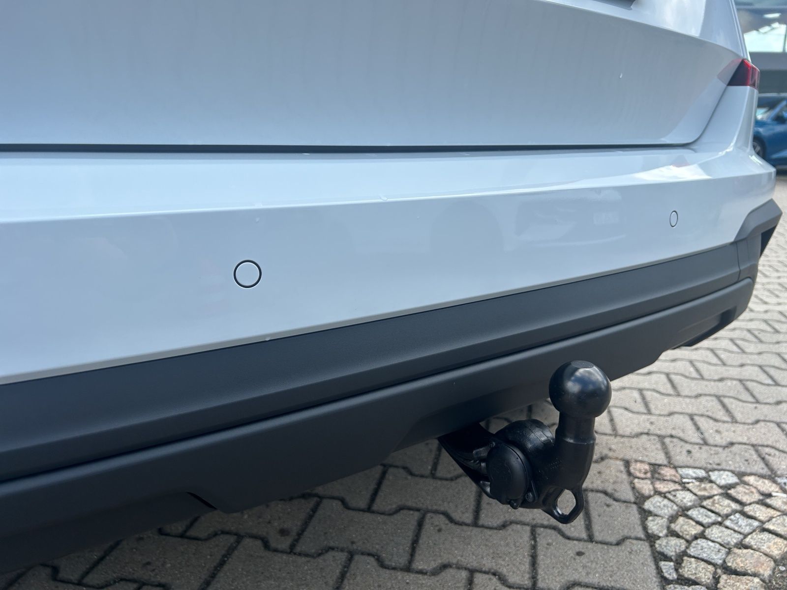 Fahrzeugabbildung SKODA Kamiq 1.0 DSG Selection AHK MATRIX