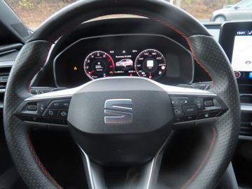 Fotografie 19 des Seat Leon FR 1.5 eTSi DSG LED Navi `18 Dynamic