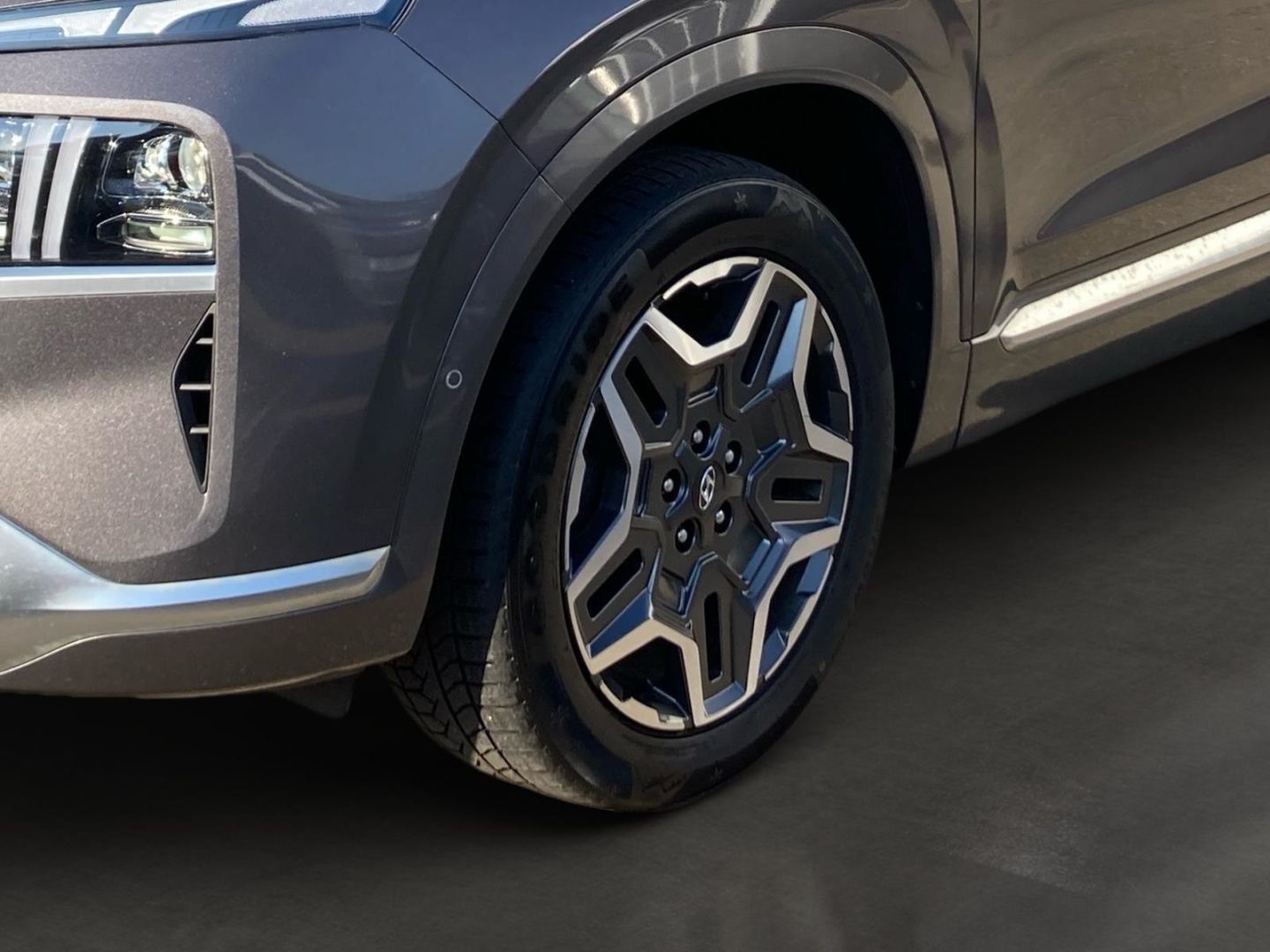 Fahrzeugabbildung Hyundai SANTA FE Signature Plug-In Hybrid 4WD, AHK El. P