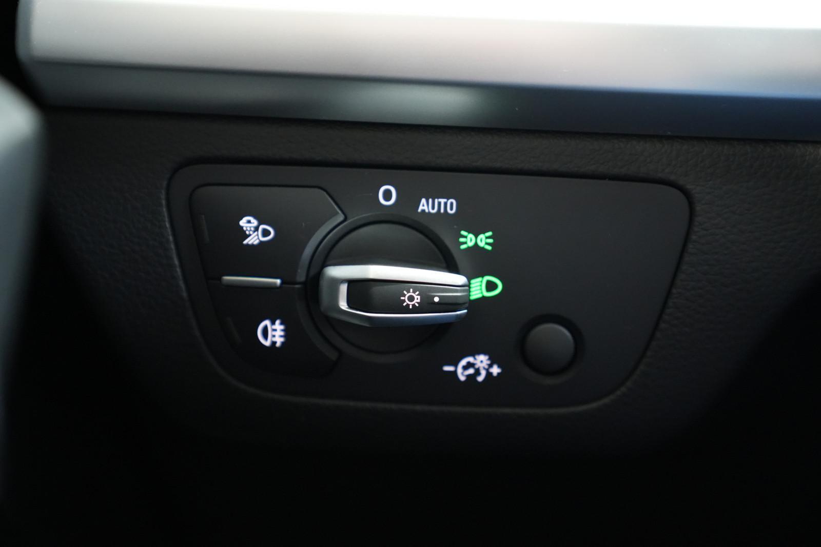 Audi Q5 40 TDI quattro S line *AUT*NAV*LED*AHK*